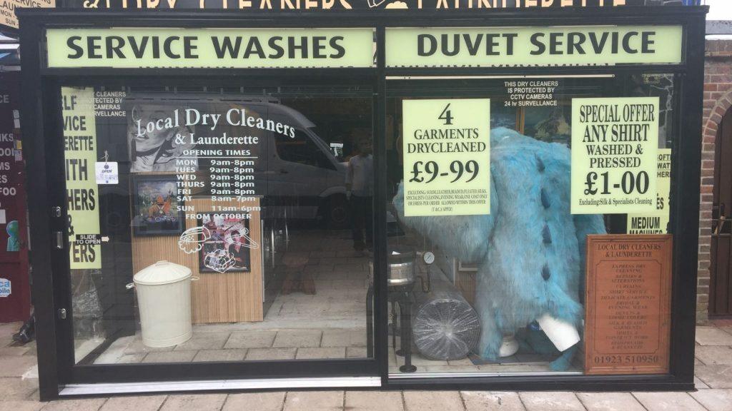 Redwood Shop front glass and aluminium shopfront fitted in Watford town centre – Redwood Shopfront